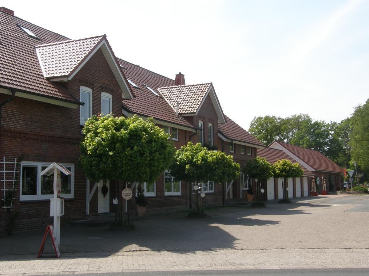 Land & Stil Aparthotel Dorfhagen Exterior foto